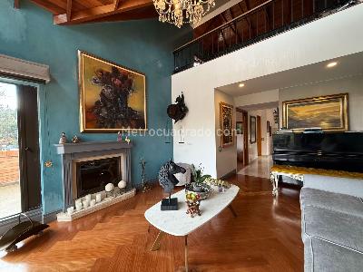 Casa de 3 alcobas en venta en Gratamira, Bogotá, 265 m² · foto 2 de 20