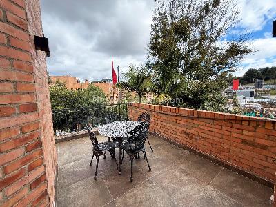 Casa de 3 alcobas en venta en Gratamira, Bogotá, 265 m² · foto 7 de 20
