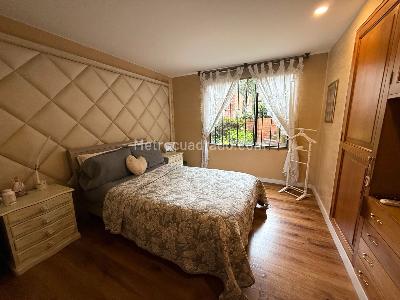 Casa de 3 alcobas en venta en Gratamira, Bogotá, 265 m² · foto 9 de 20
