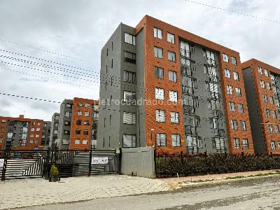 Apartamento en venta en Ub Calatrava, Chía · foto 2 de 20