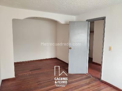 Casa de 5 alcobas en venta en La Granja, Bogotá, 130 m² · foto 14 de 20