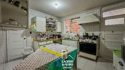 Casa de 5 alcobas en venta en La Soledad, Bogotá, 387 m² · foto 4 de 18