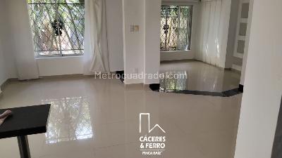 Casa de 4 alcobas en venta en Lagos Del Cacique, Bucaramanga, 307 m² · foto 2 de 15