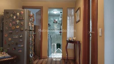 Casa de 5 alcobas en venta en Campin, Bogotá, 136 m² · foto 7 de 20