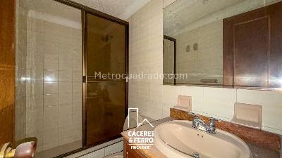 Apartamento de 5 alcobas en venta en Santa Barbara Oriental, Bogotá, 152 m² · foto 4 de 13