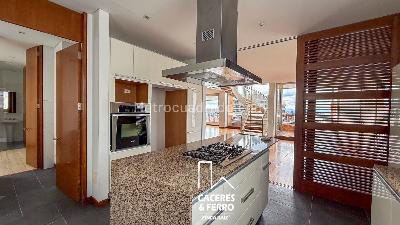Apartamento de 3 alcobas en arriendo en El Retiro, Bogotá, 238 m² · foto 2 de 20