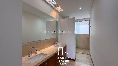 Apartamento de 3 alcobas en arriendo en El Retiro, Bogotá, 238 m² · foto 8 de 20