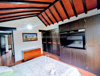 Casa de 3 alcobas en venta en Niza, Bogotá, 210 m² · foto 16 de 20