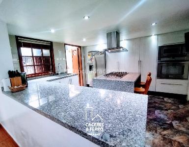 Casa de 3 alcobas en venta en Niza, Bogotá, 210 m² · foto 4 de 20
