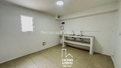 Casa de 1 alcoba en arriendo en Quinta Paredes, Bogotá, 613 m² · foto 10 de 19