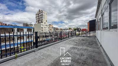 Casa de 1 alcoba en arriendo en Quinta Paredes, Bogotá, 613 m² · foto 2 de 19
