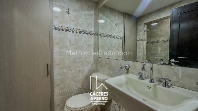 Apartamento de 3 alcobas en venta en Usaquen Santa Barbara Oriental, Bogotá, 154 m² · foto 14 de 20