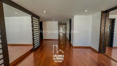 Apartamento de 3 alcobas en venta en Usaquen Santa Barbara Oriental, Bogotá, 154 m² · foto 9 de 20