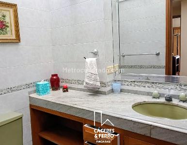 Casa de 5 alcobas en venta en Usaquen Cedritos, Bogotá, 407 m² · foto 12 de 16