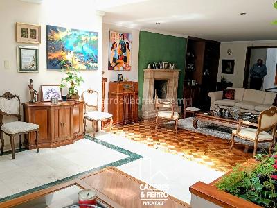 Casa de 5 alcobas en venta en Usaquen Cedritos, Bogotá, 407 m² · foto 2 de 16