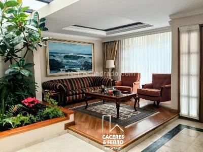 Casa de 5 alcobas en venta en Usaquen Cedritos, Bogotá, 407 m² · foto 3 de 16