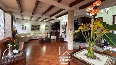 Casa de 4 alcobas en venta en Usaquen Cedro Golf, Bogotá, 239 m² · foto 3 de 20