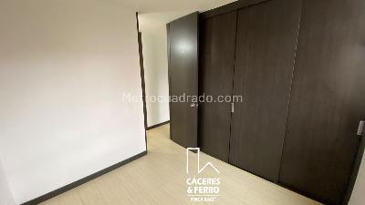 Apartamento de 3 alcobas en venta en Engativa Gran Granada, Bogotá, 68 m² · foto 12 de 20