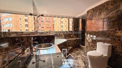 Apartamento de 3 alcobas en arriendo en Chapinero Chico Norte, Bogotá, 270 m² · foto 15 de 20