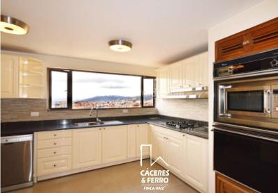Apartamento de 3 alcobas en venta en Chapinero El Nogal, Bogotá, 446 m² · foto 13 de 18