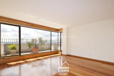 Apartamento de 3 alcobas en venta en Chapinero El Nogal, Bogotá, 446 m² · foto 3 de 18