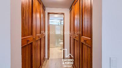 Apartamento de 3 alcobas en venta en Usaquen Santa Barbara Oriental, Bogotá, 106 m² · foto 10 de 18
