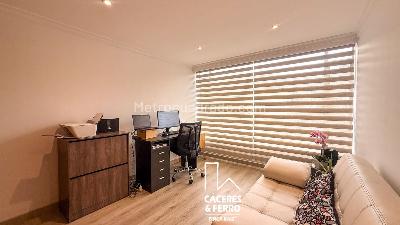Apartamento de 3 alcobas en venta en Usaquen Santa Barbara Oriental, Bogotá, 106 m² · foto 17 de 18