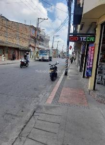 Casa de 5 alcobas en venta en Zerrezuelita, Funza, 50 m² · foto 2 de 13