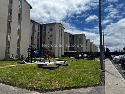 Apartamento de 3 alcobas en venta en El Hato, Funza, 55 m² · foto 8 de 11