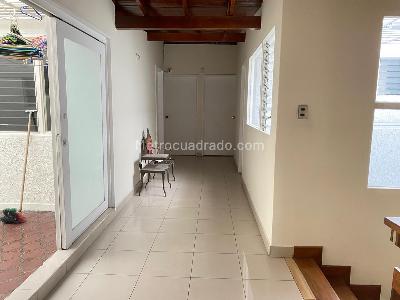 Casa de 4 alcobas en venta en Los Colores, Medellín, 305 m² · foto 10 de 20