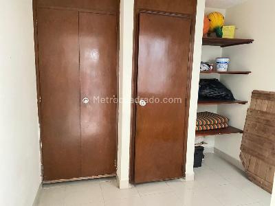Casa de 4 alcobas en venta en Los Colores, Medellín, 305 m² · foto 5 de 20