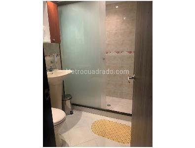 Casa de 5 alcobas en venta en La Castellana, Medellín, 360 m² · foto 11 de 11