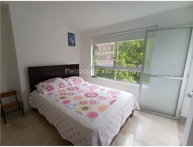 Apartamento de 3 alcobas en venta en La Castellana, Medellín, 146 m² · foto 16 de 18