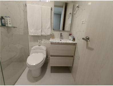 Apartamento de 3 alcobas en venta en La Castellana, Medellín, 146 m² · foto 12 de 18