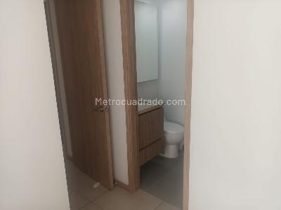 Apartamento de 3 alcobas en venta en Estadio Florida Nueva, Medellín, 85 m² · foto 13 de 20