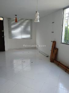 Casa de 3 alcobas en venta en Robledo, Medellín, 86 m² · foto 6 de 20