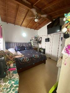 Casa de 3 alcobas en venta en La Mota, Medellín, 77 m² · foto 8 de 11