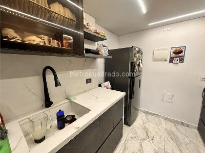 Apartamento en venta en Calasanz, Medellín · foto 5 de 19