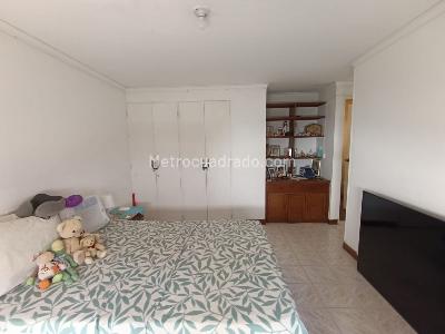 Apartamento de 3 alcobas en venta en Estadio Florida Nueva, Medellín, 97 m² · foto 17 de 20