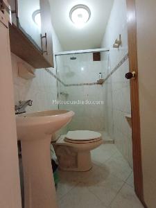 Apartamento de 3 alcobas en venta en Carlos E Restrepo, Medellín, 86 m² · foto 9 de 17