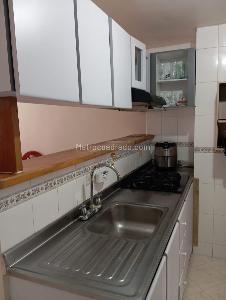 Apartamento de 3 alcobas en venta en Carlos E Restrepo, Medellín, 86 m² · foto 2 de 17