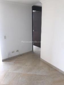 Apartamento en venta en Rodeo Alto, Medellín · foto 2 de 20