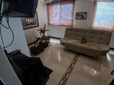 Apartamento de 2 alcobas en venta en La Castellana, Medellín, 70 m² · foto 12 de 20