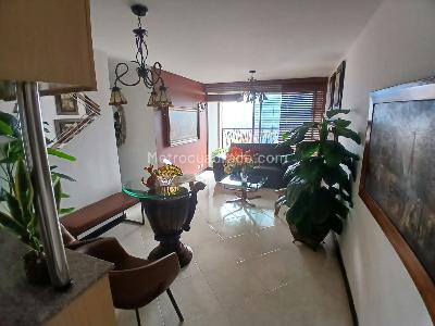 Apartamento de 2 alcobas en venta en La Castellana, Medellín, 70 m² · foto 5 de 20