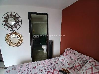 Apartamento de 2 alcobas en venta en La Castellana, Medellín, 70 m² · foto 9 de 20