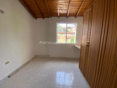 Casa de 3 alcobas en venta en Rodeo Alto, Medellín, 69 m² · foto 12 de 19