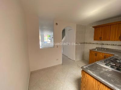Casa de 3 alcobas en venta en Rodeo Alto, Medellín, 69 m² · foto 3 de 19