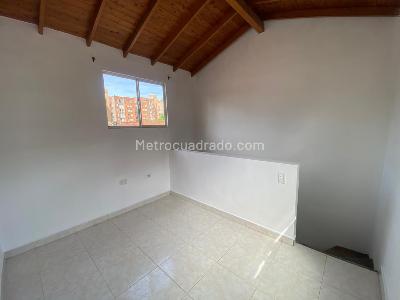 Casa de 3 alcobas en venta en Rodeo Alto, Medellín, 69 m² · foto 9 de 19