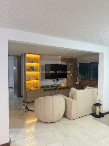 Apartamento en venta en Almeria, Medellín · foto 4 de 17