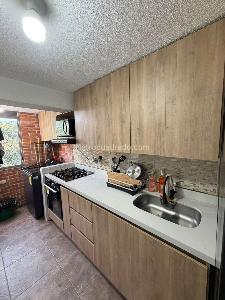Apartamento en venta en Almeria, Medellín · foto 8 de 17